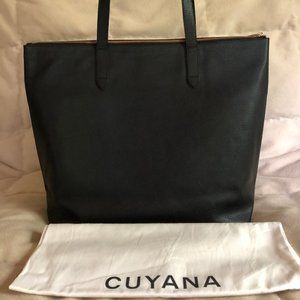 Cuyana Classic Leather Zipper Tote w/dustbag